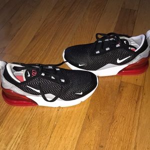 AirMax 270 (little kid)